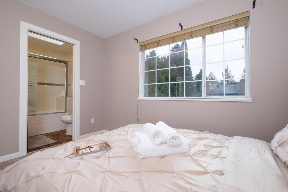 Spacious 4Br W Ensuites Mins To Downtown Yvr Ubc Vancouver Exteriör bild