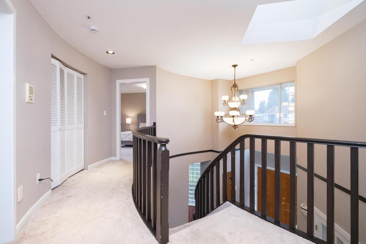Spacious 4Br W Ensuites Mins To Downtown Yvr Ubc Vancouver Exteriör bild