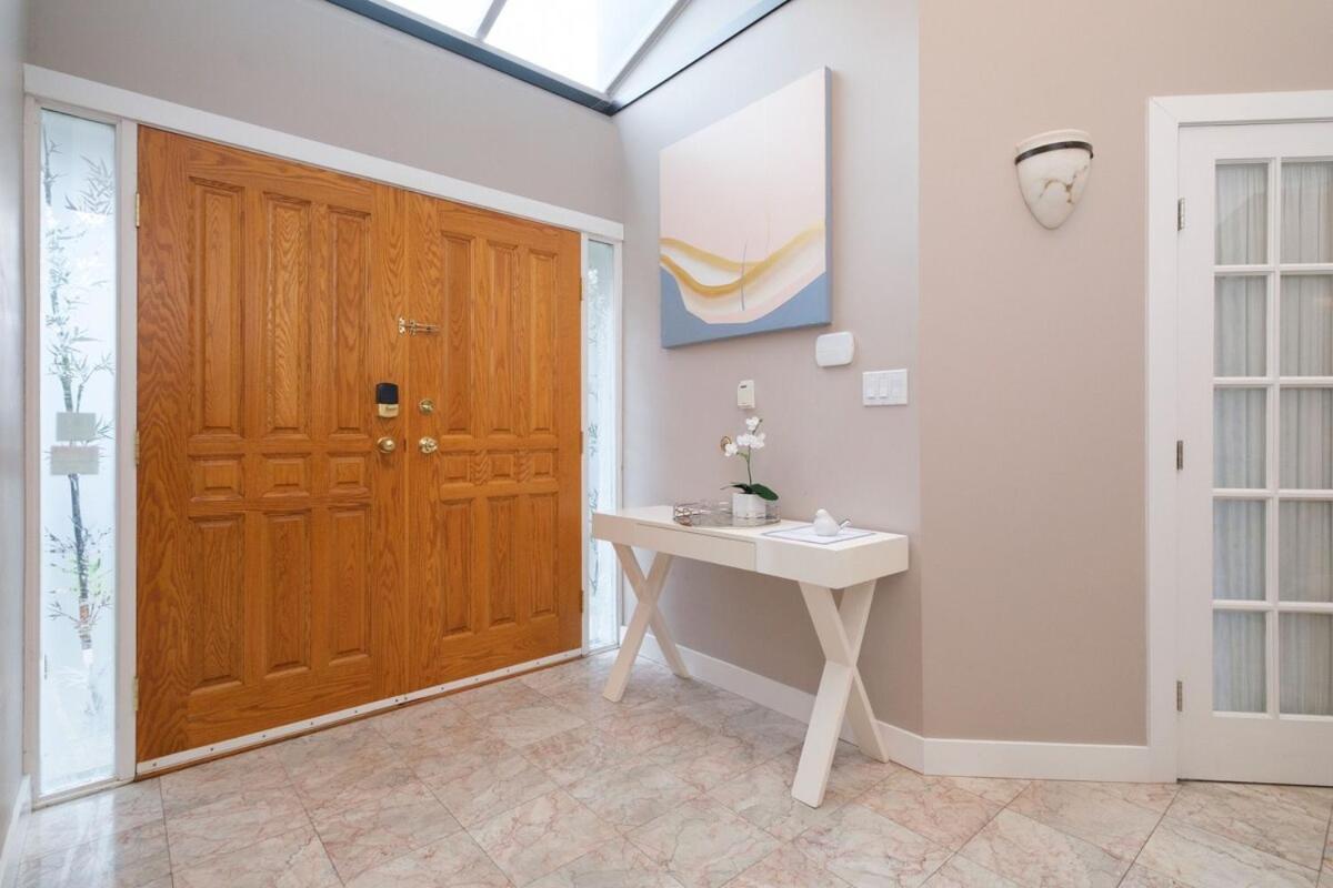 Spacious 4Br W Ensuites Mins To Downtown Yvr Ubc Vancouver Exteriör bild